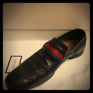 Gucci Men’s Leather Loafer with Web